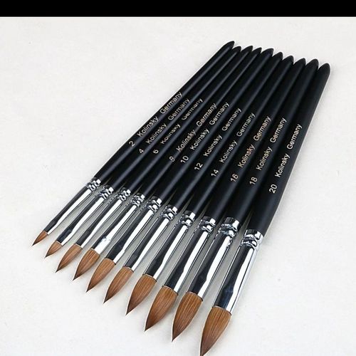 Perché il pennello di zibellino rimane lo strumento più preciso nelle belle arti？